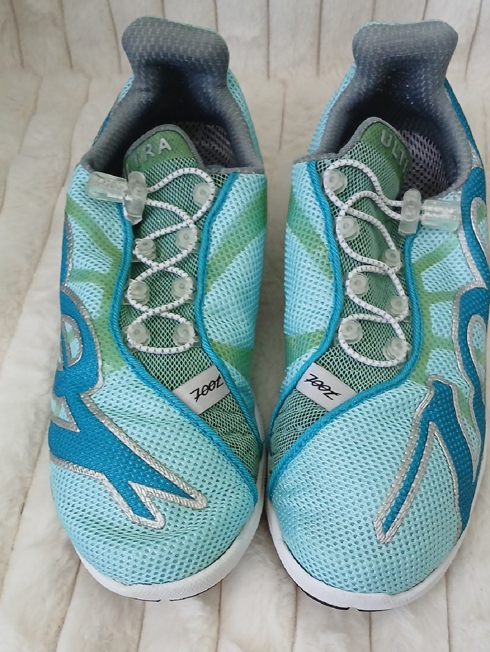 Zoot Gray and Teal Mesh Running Shoes For Women